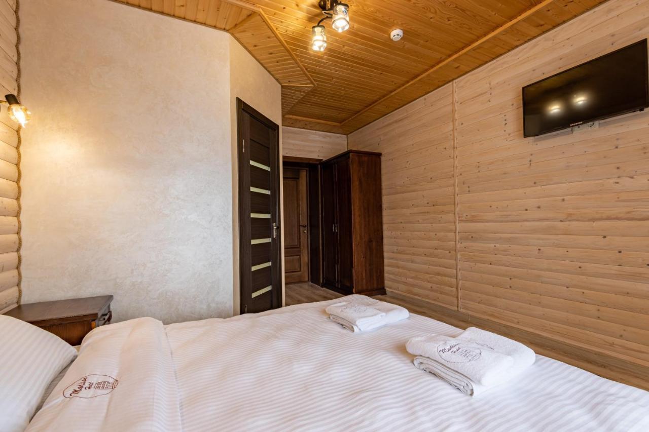Madison Hotel Bukovel Exterior photo